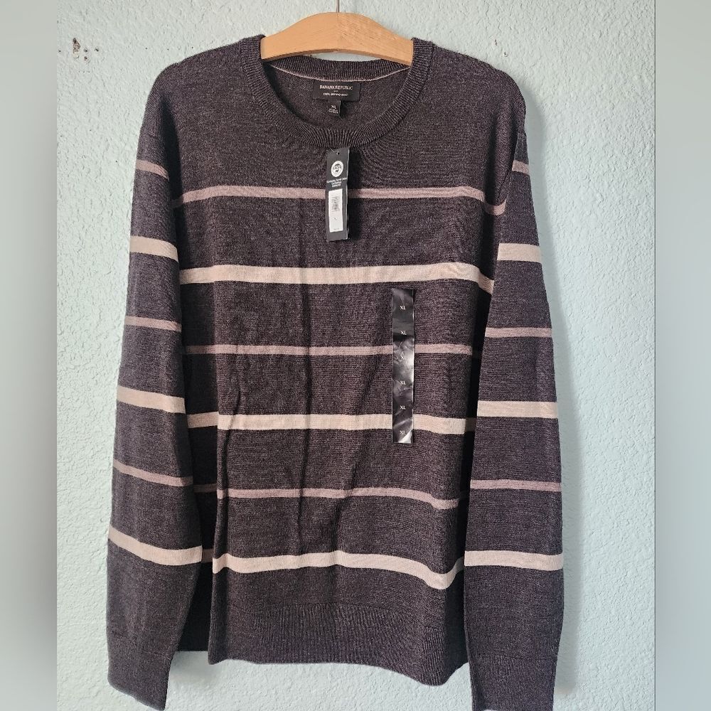 Banana Republic Men's Crewneck Sweater Wool- Dark Brown and Light Beige Stripes